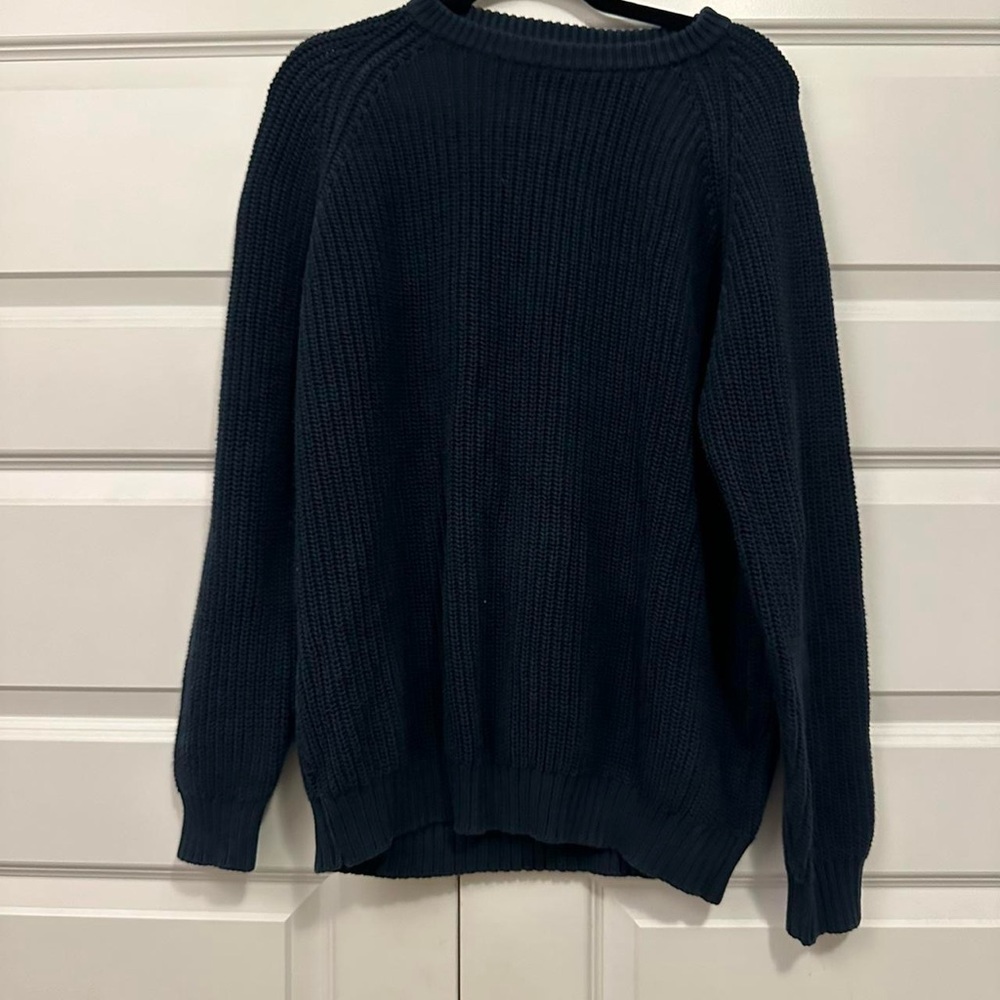 Navy cable knitSweater